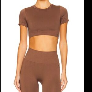 NWT IVL Collective Activewear Set🤎